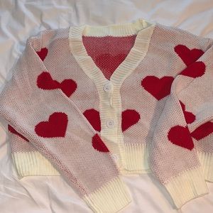 Never worn shein heart sweater cropped